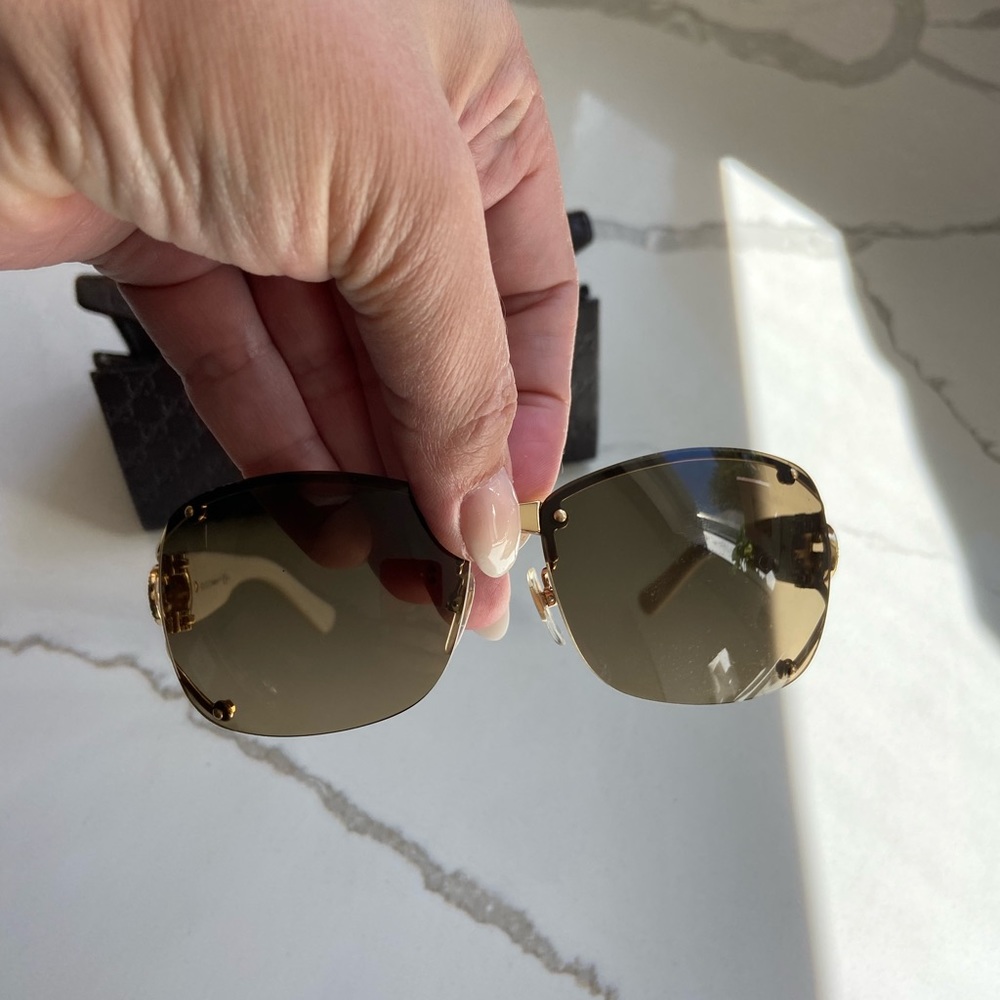 Gucci sunglasses
